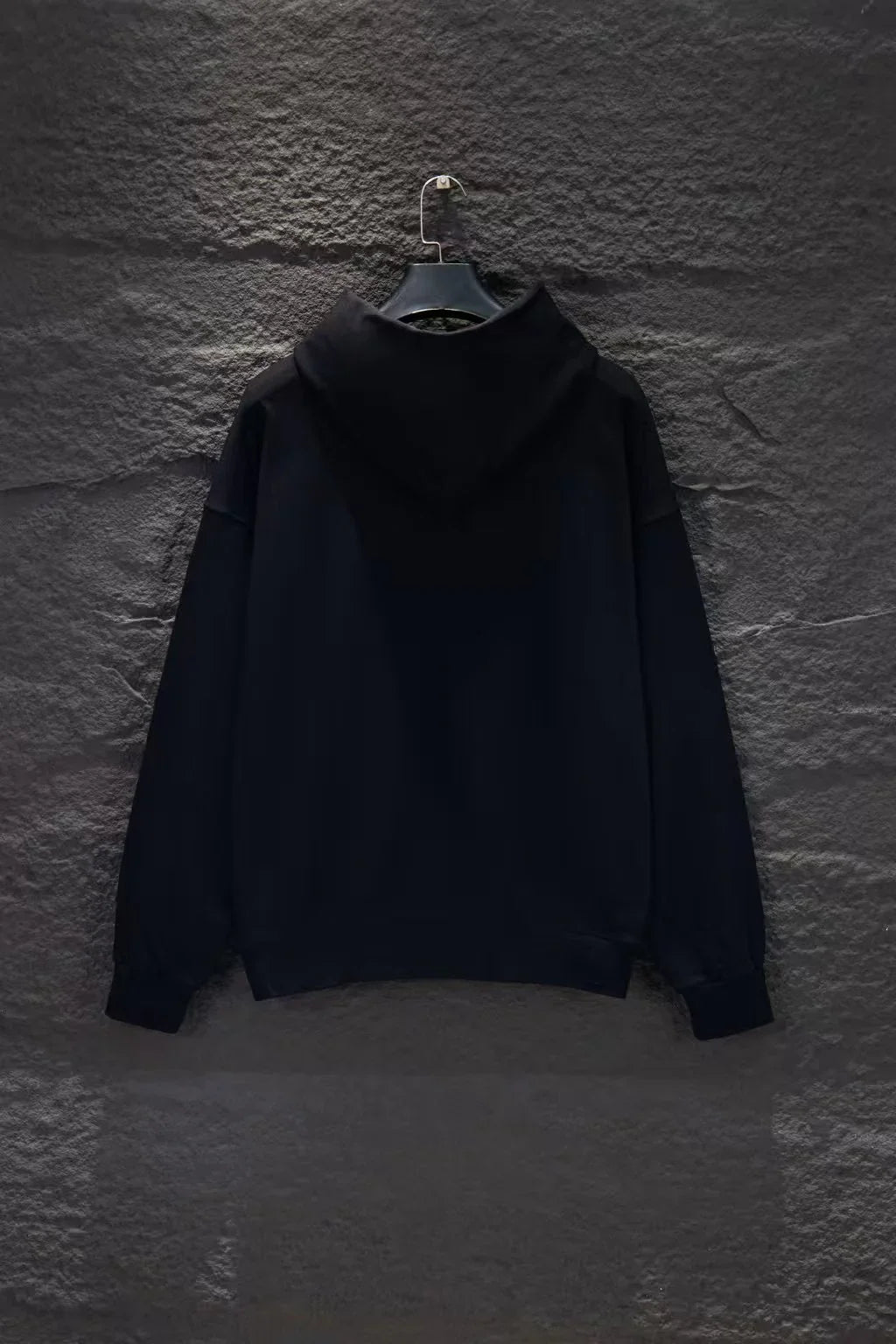 New printed hooded sweatshirt