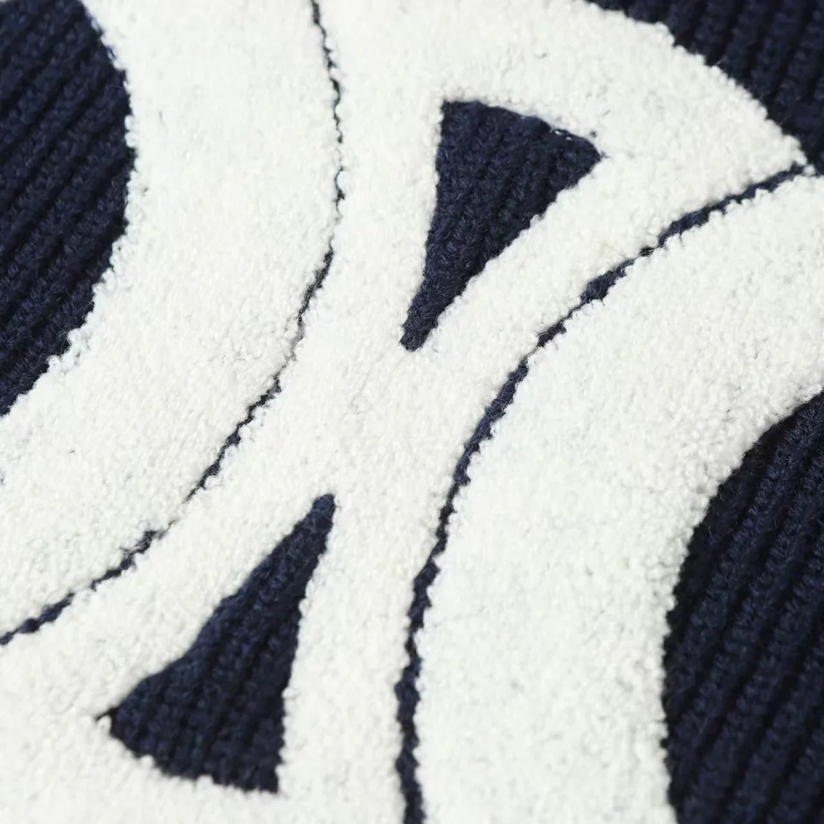 New towel embroidered sweater