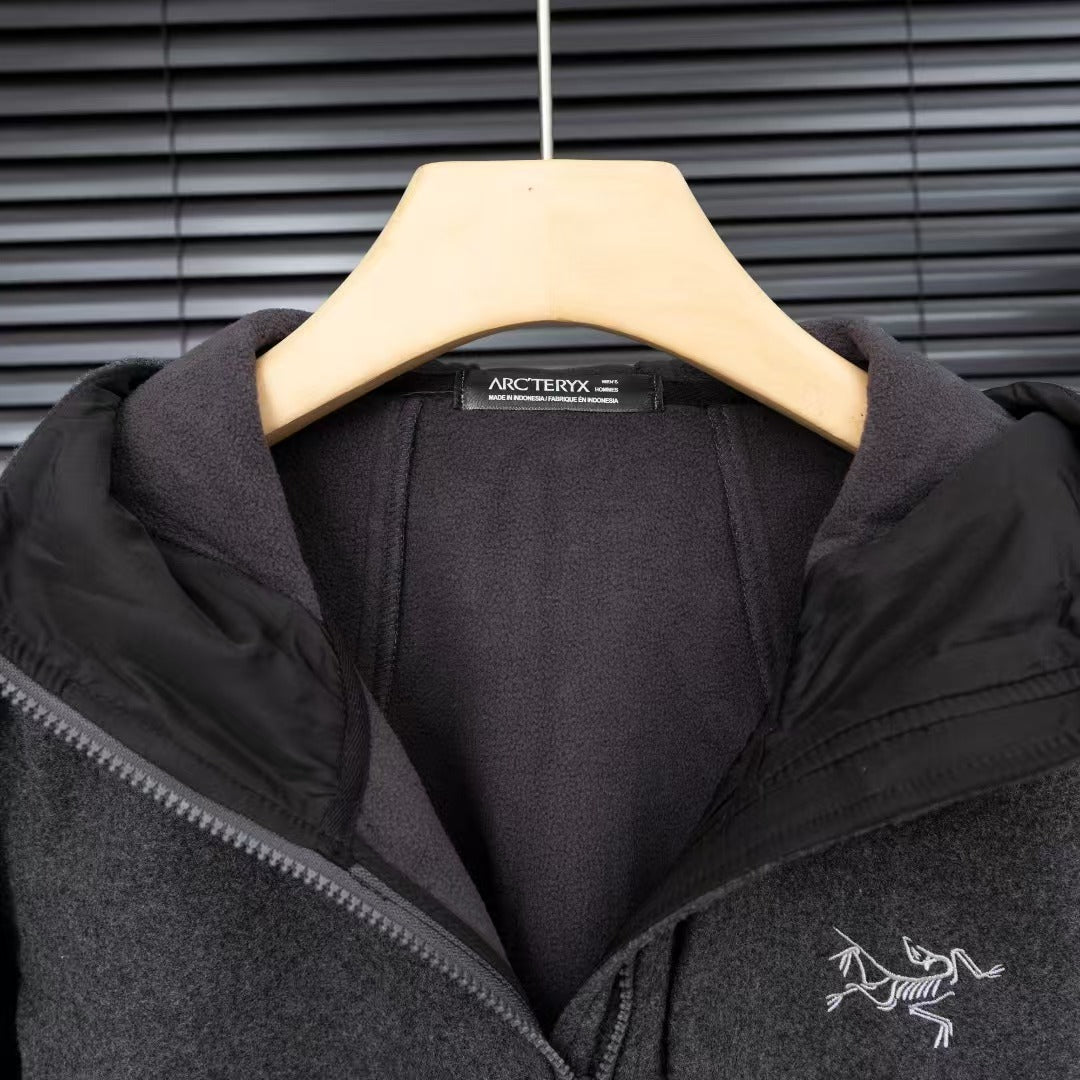 Hot selling embroidered hooded jacket