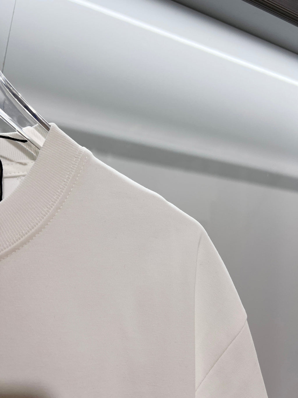 3D raised printed letter round neck T-shirt