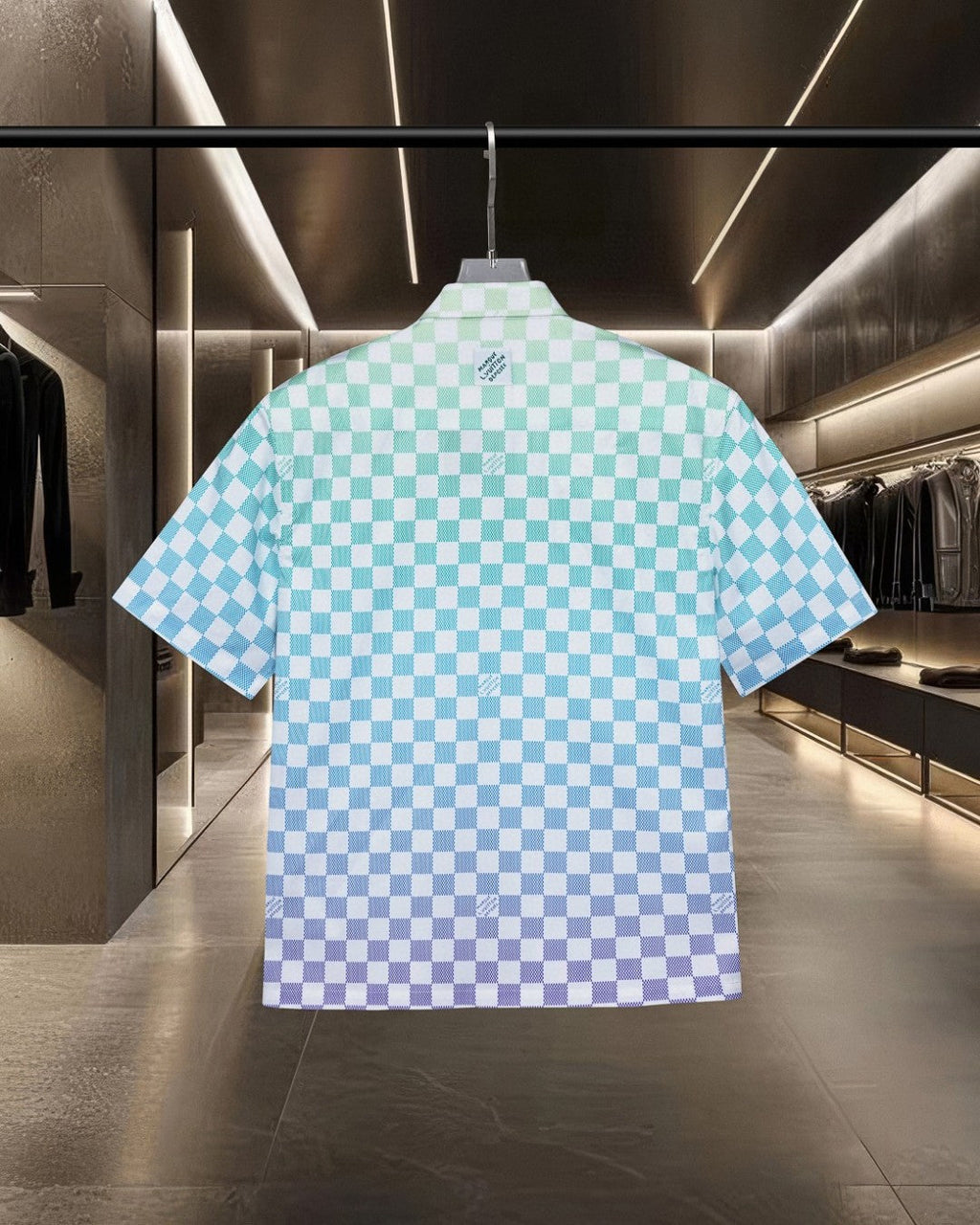 Gradient checkerboard digital printed short sleeved shirt