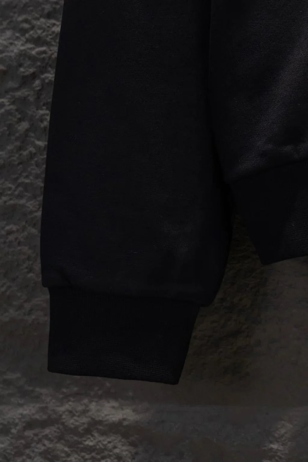 New open chest embroidered hooded sweatshirt