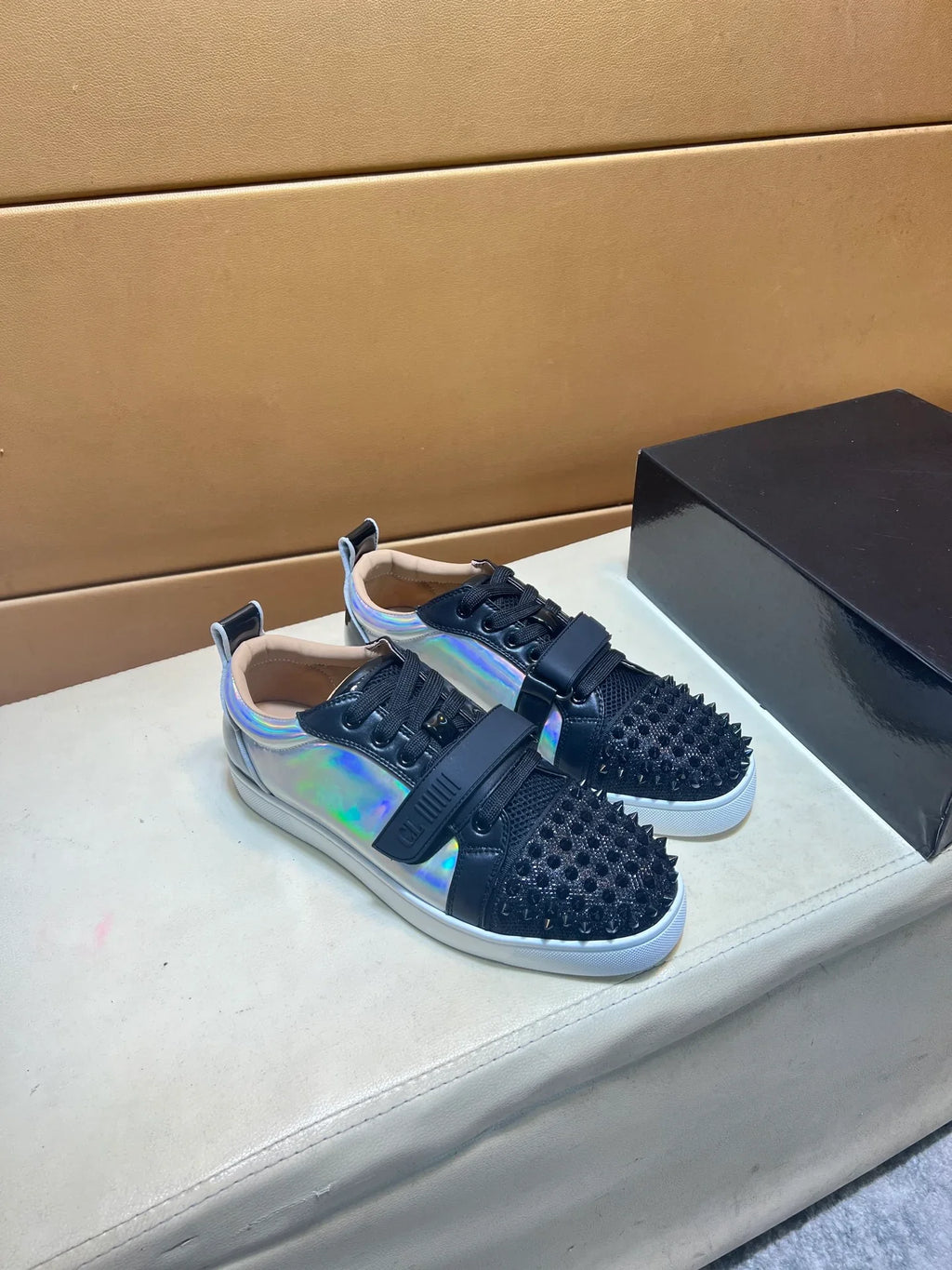 New men's shoes