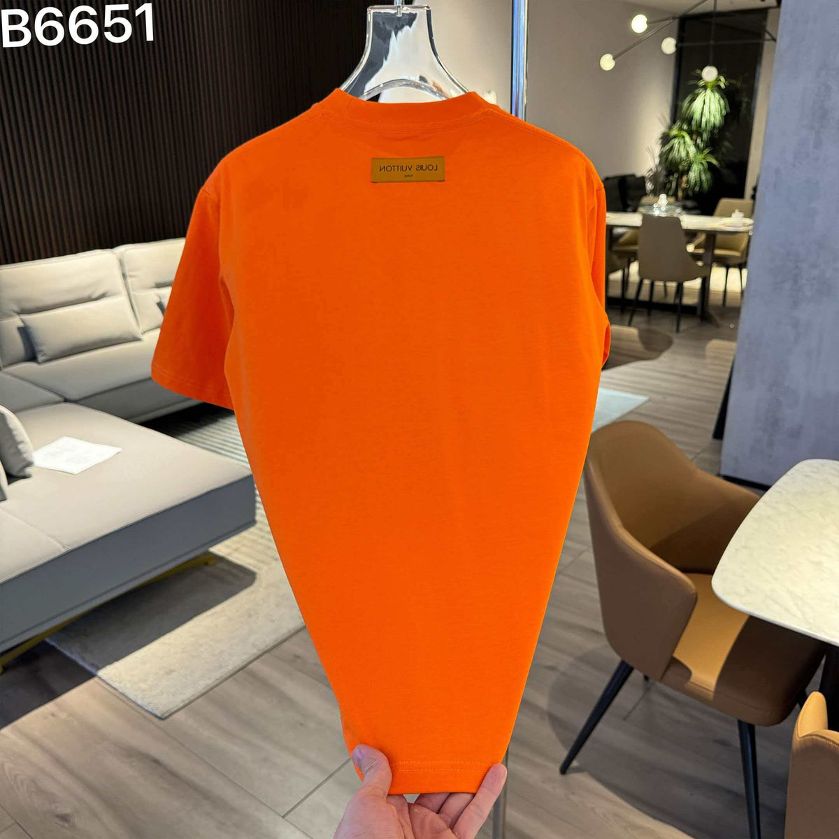 New embroidered letter short sleeved shirt
