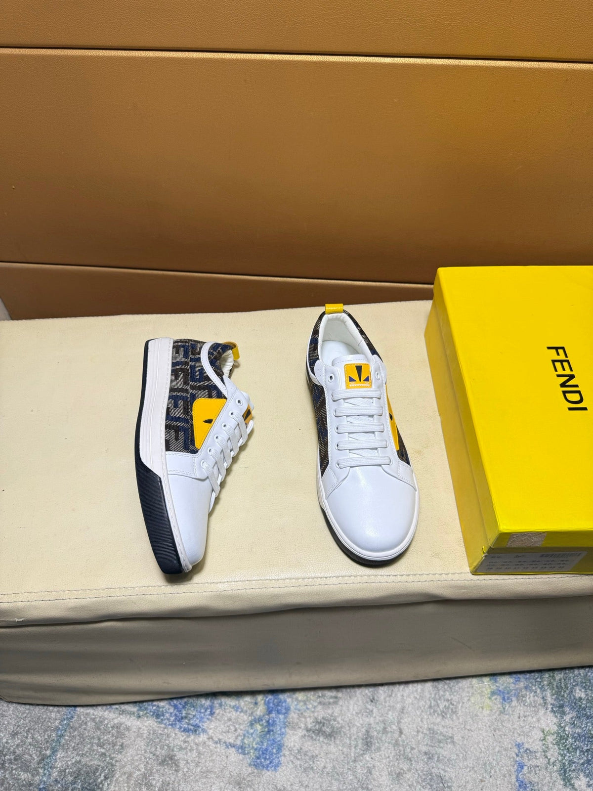 🏃 Casual shoes are a must-have for trendy men