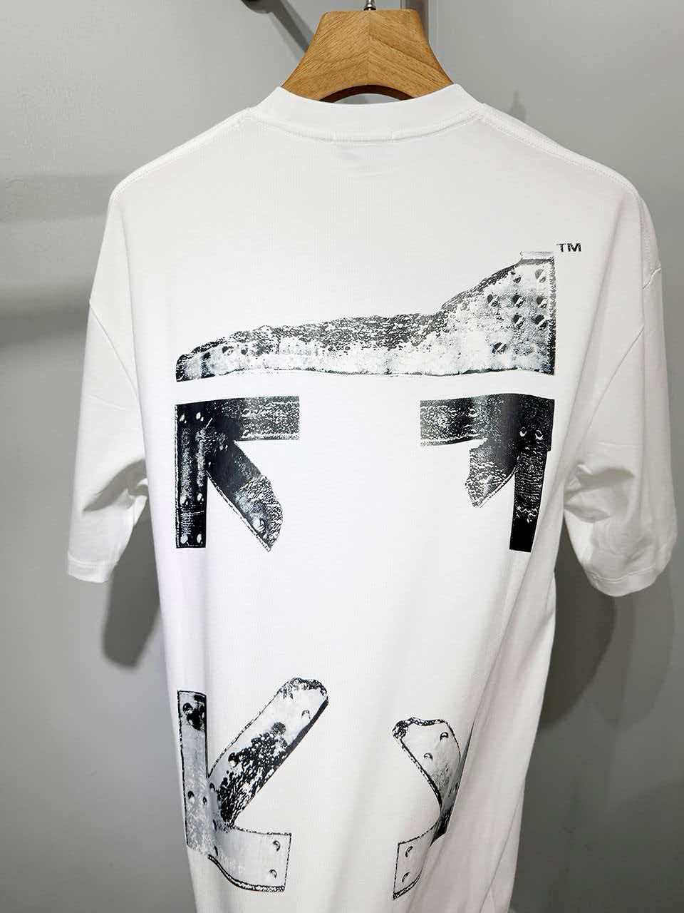 Digital printed circular mesh T-shirt