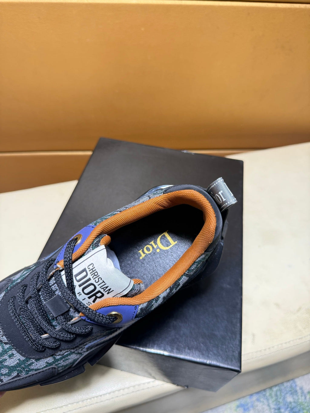 🏃 Casual shoes are a must-have for trendy men