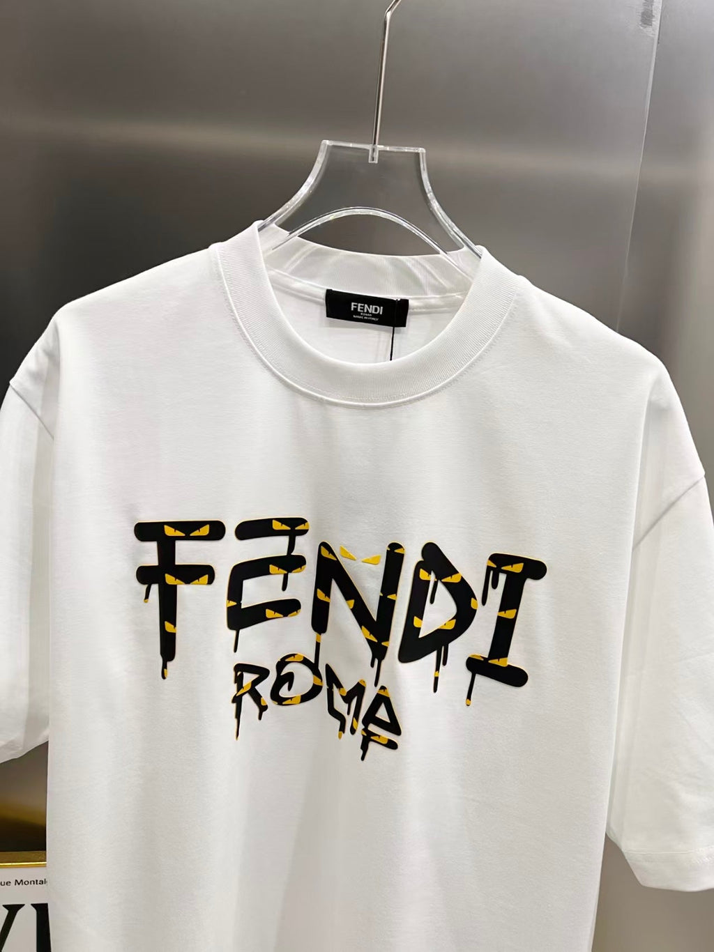 New round neck short sleeved T-shirt