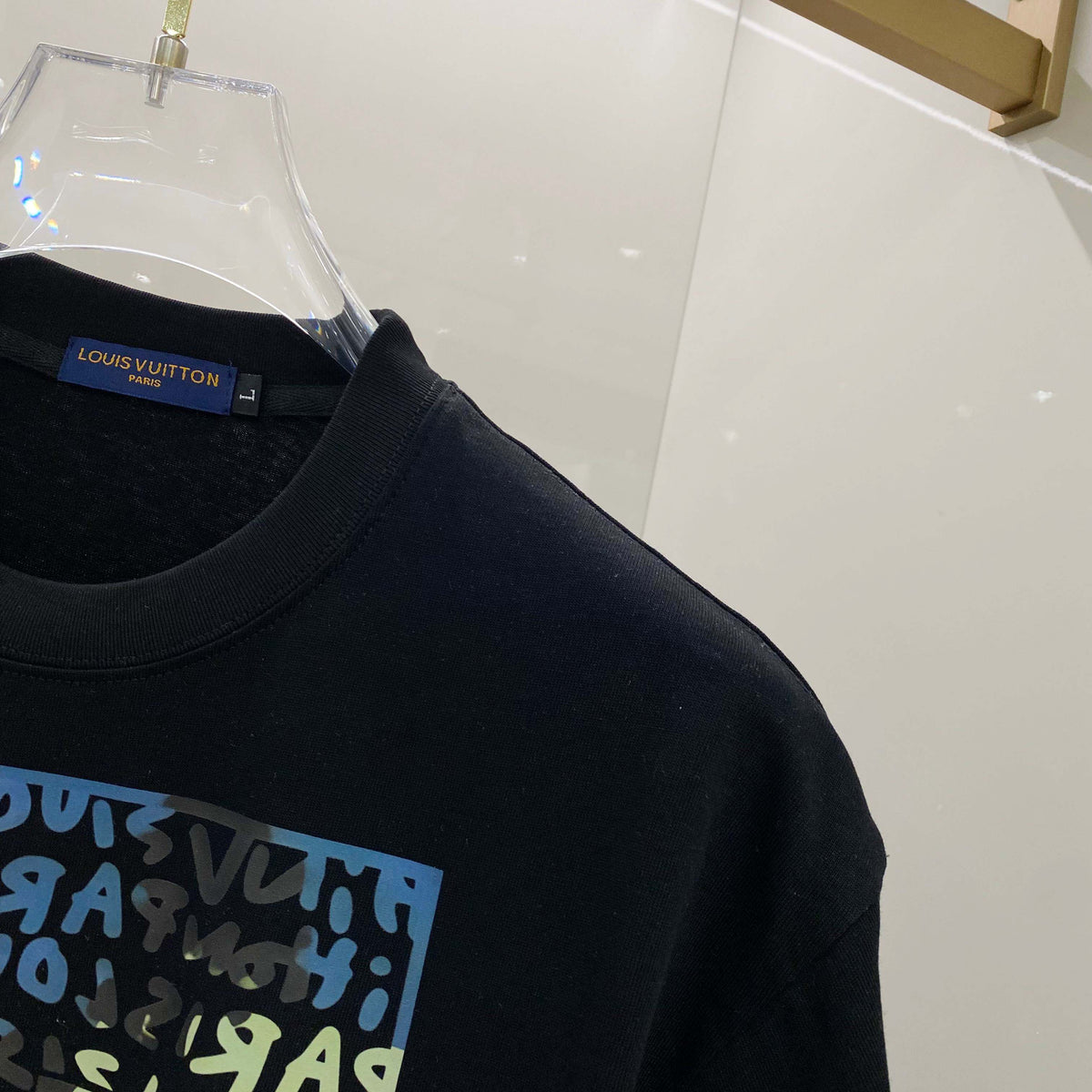 Chest sticker printed logo round neck short sleeved T-shirt 1