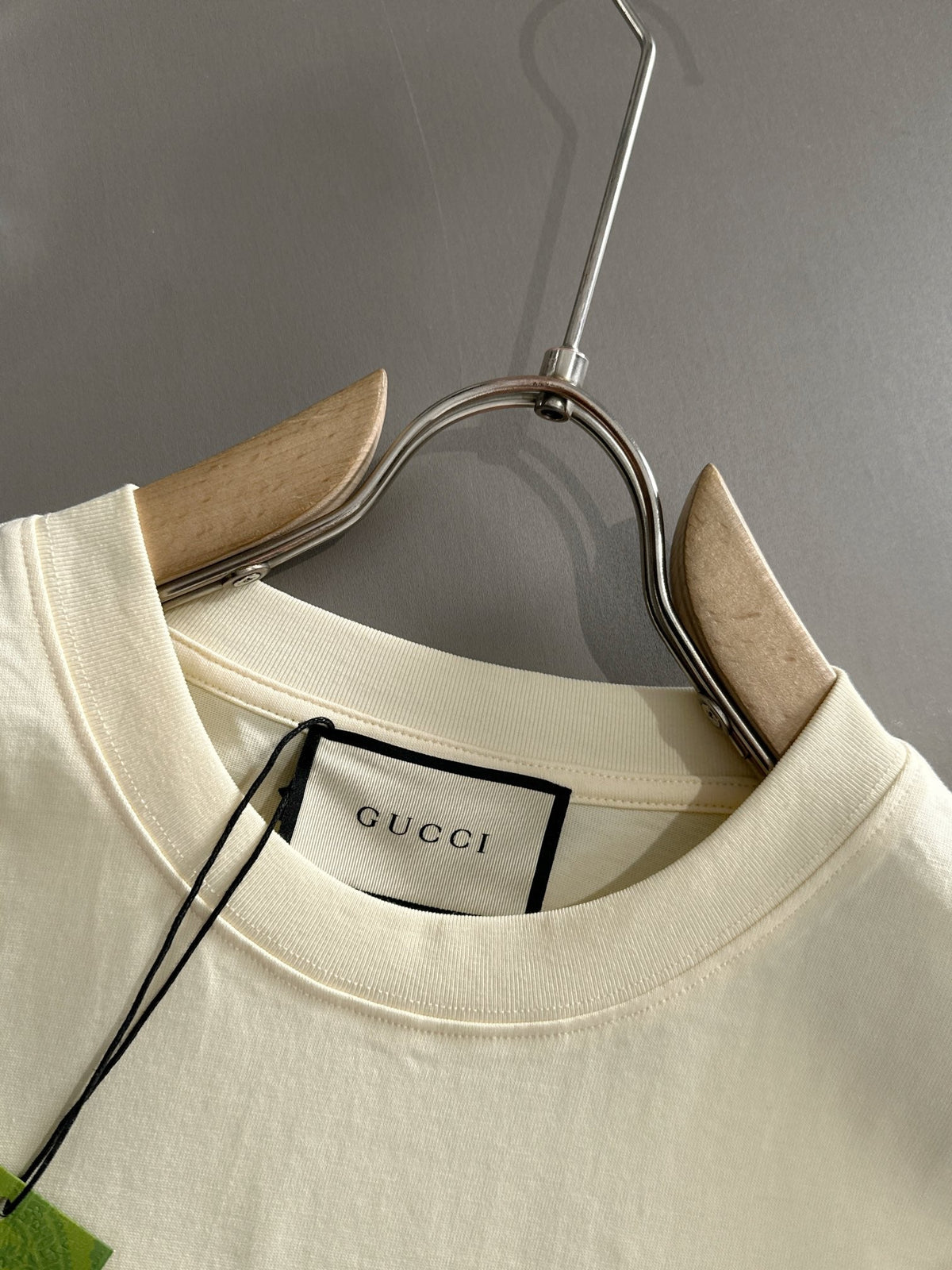 Back plush letter logo short sleeved t-shirt