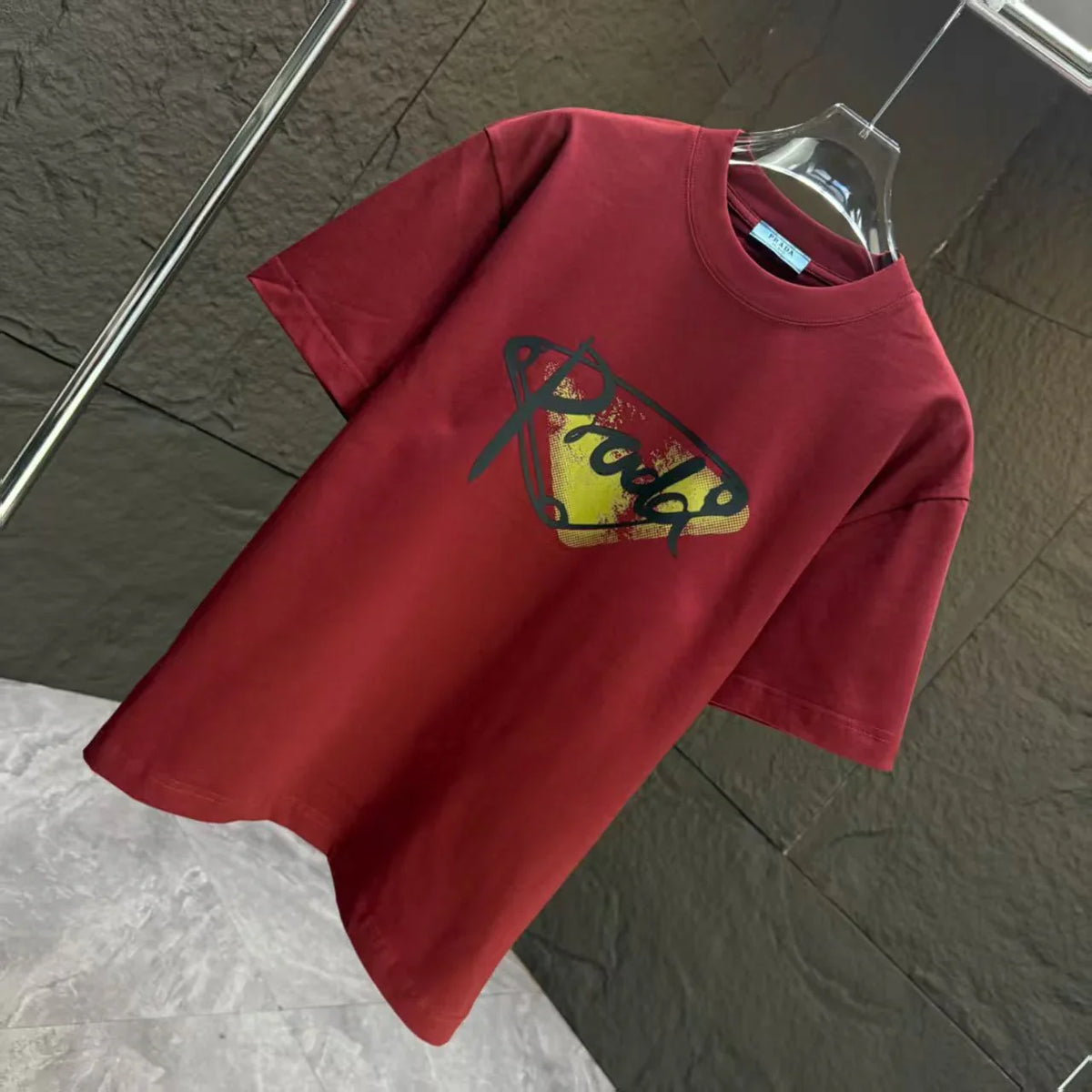 New printed short sleeved T-shirt