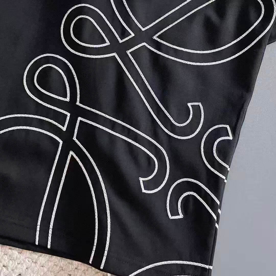 Grid Pattern Embroidered T-Shirt