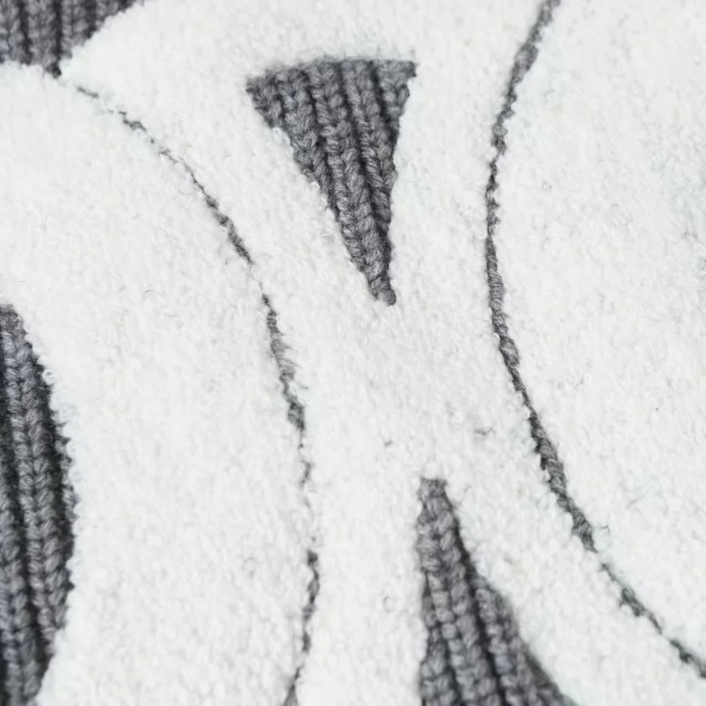 New towel embroidered sweater
