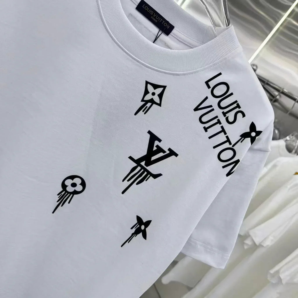 New round neck short sleeved shirt