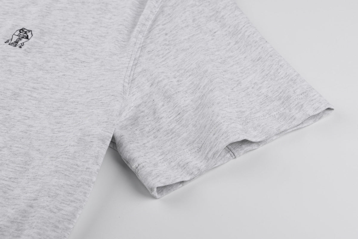 Color blocked short sleeved T-shirt