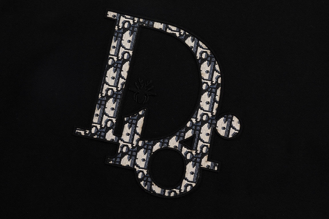 High quality textured jacquard letter patchwork embroidered T-shirt