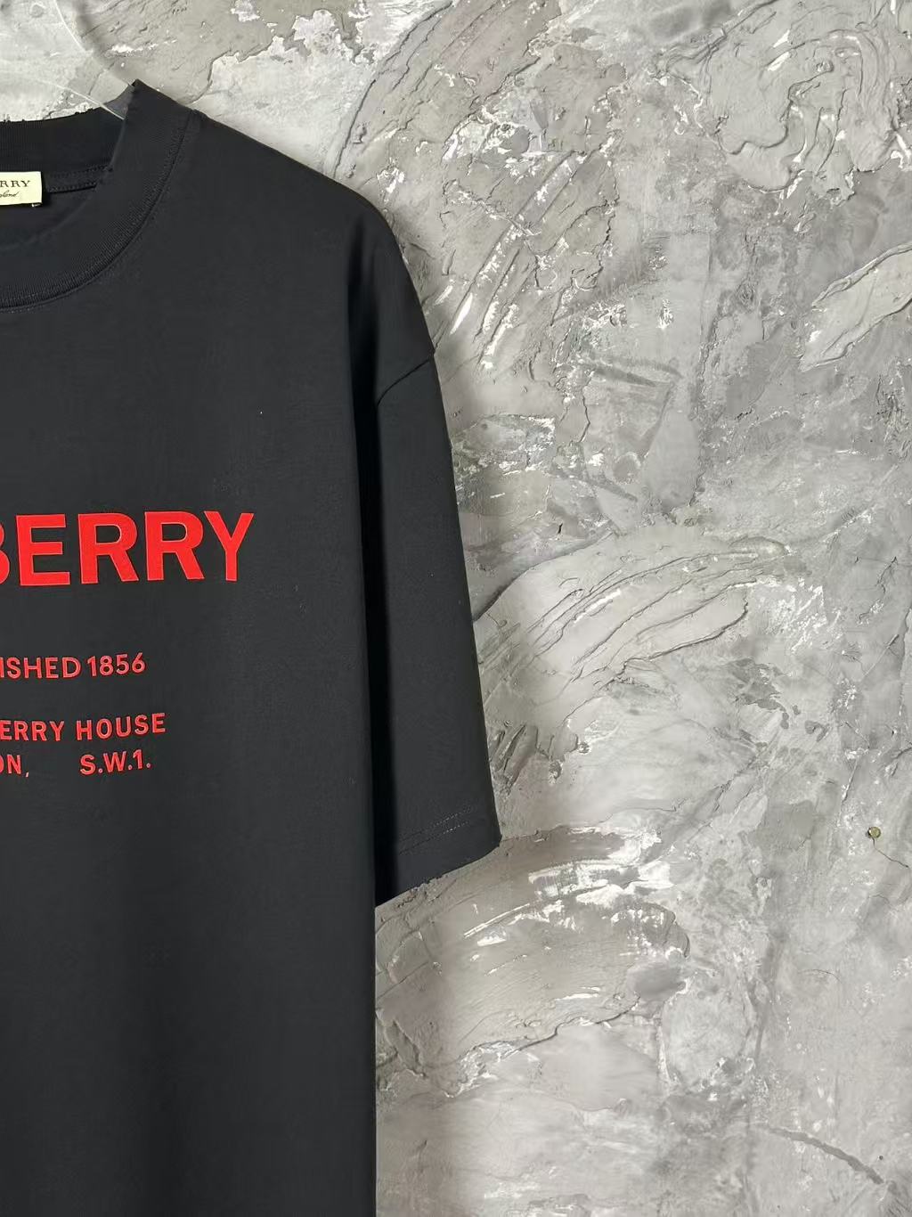 Spring and summer new loose fit T-shirt for both men and women