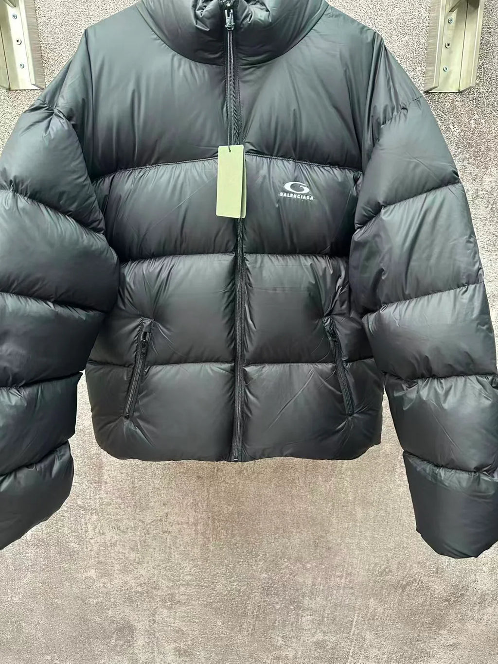 New embroidered down jacket