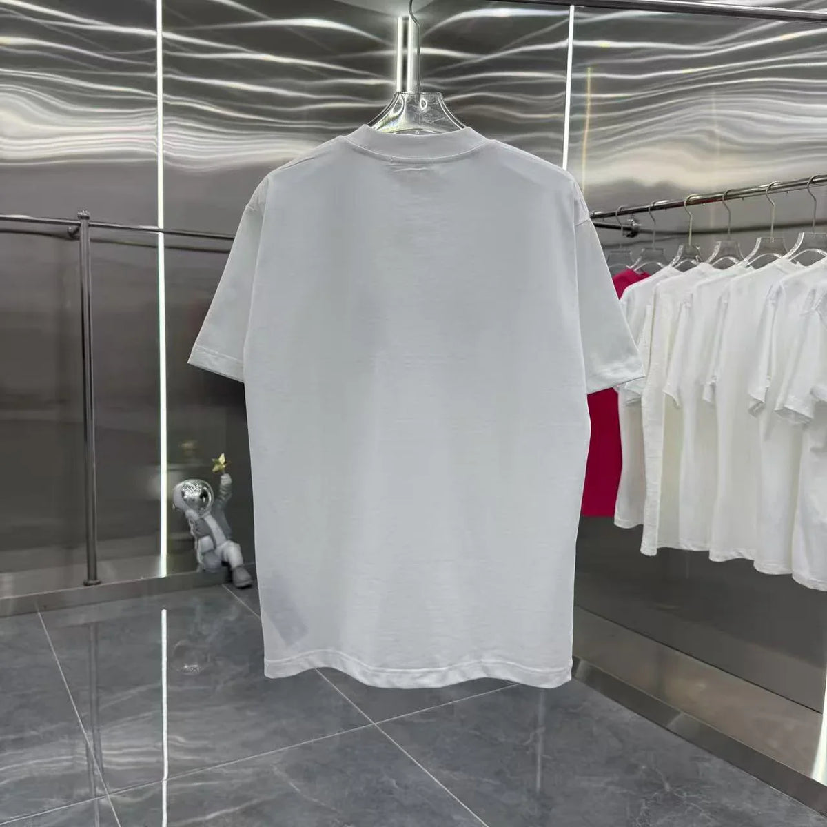 Letter embroidered t-shirt