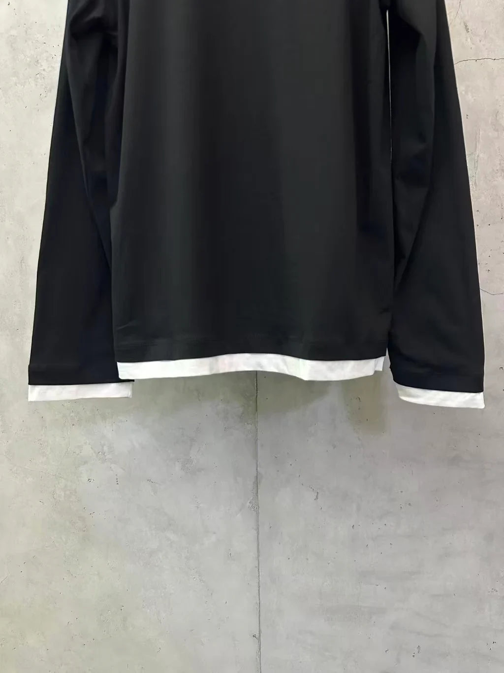 New fabric label fake two-piece base long sleeved shirt