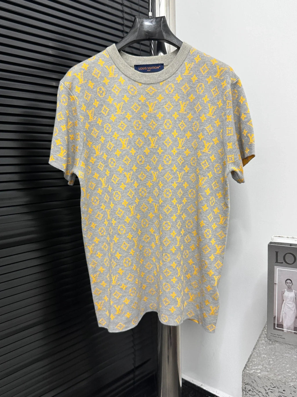 Old flower contrasting woolen short sleeved shirt