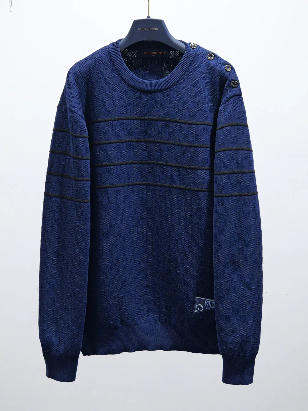 Pullover knitted sweater