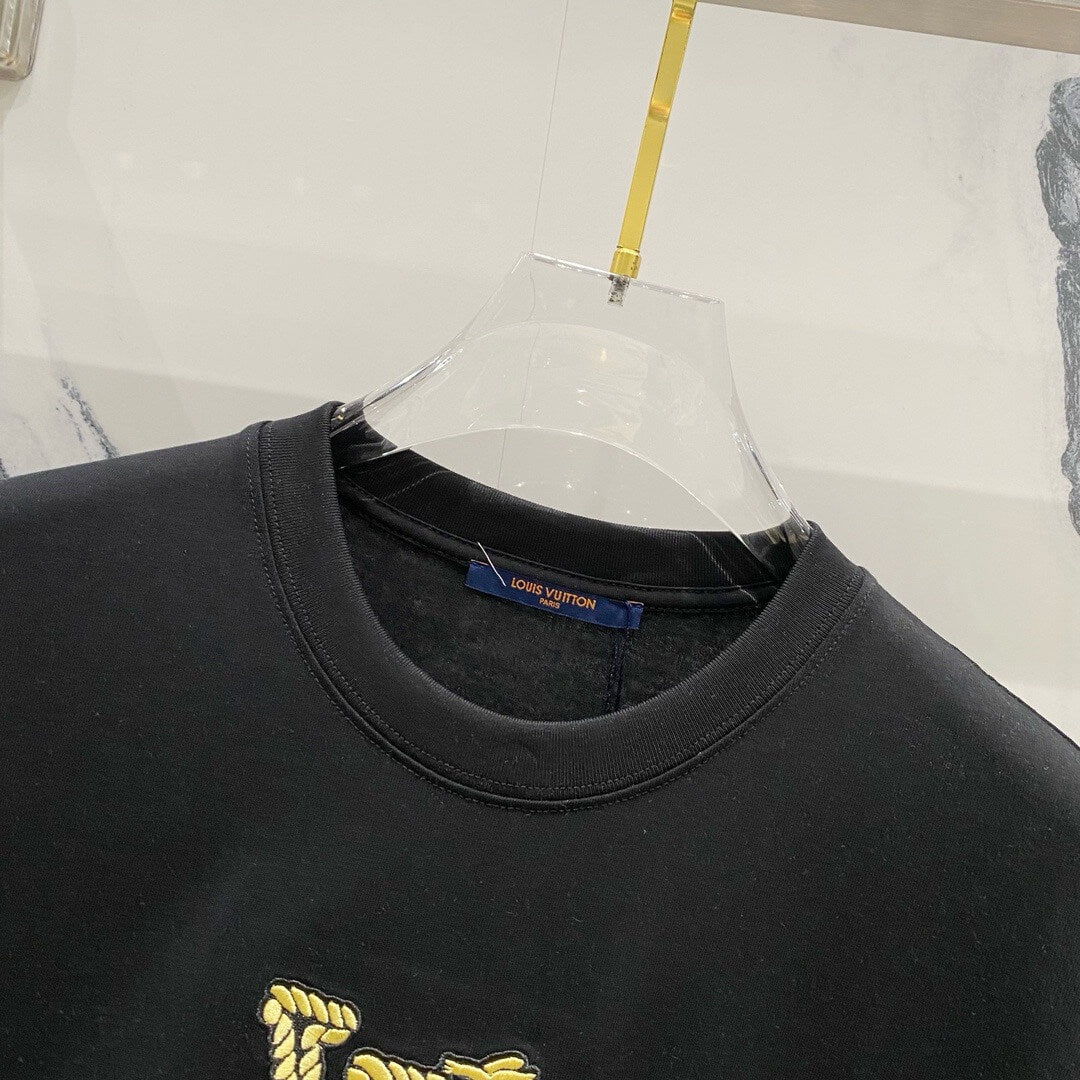 Rope Pattern Embroidery T Shirt