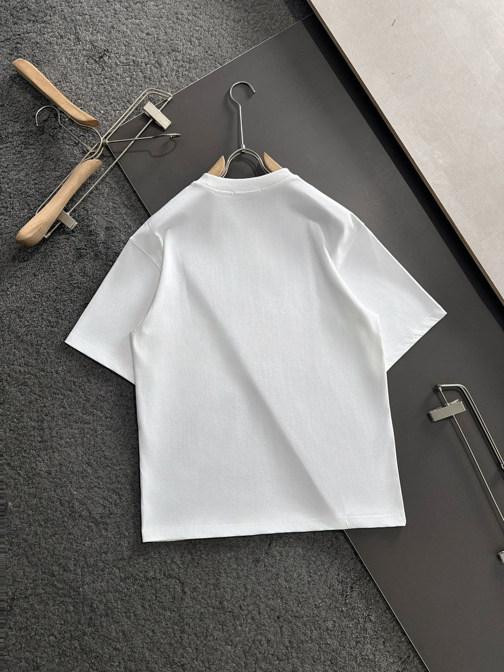 Fashionable printed short sleeves