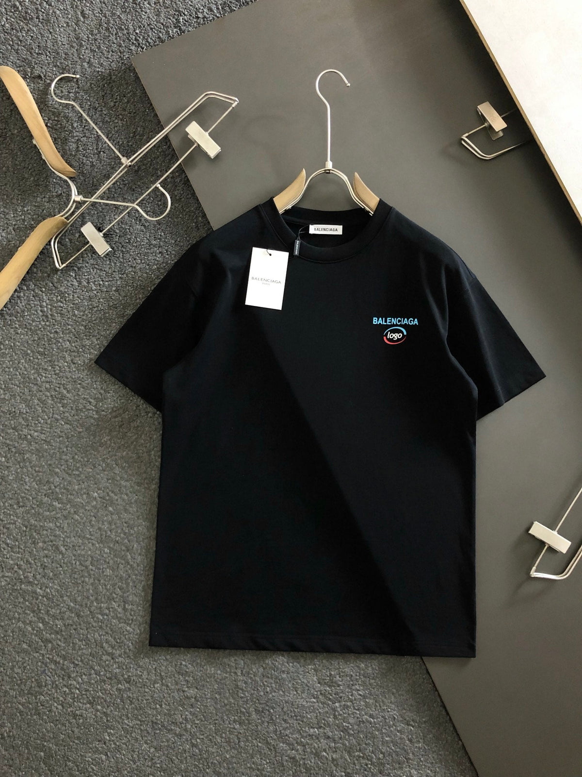 Summer new round neck fashionable short sleeved T-shirt