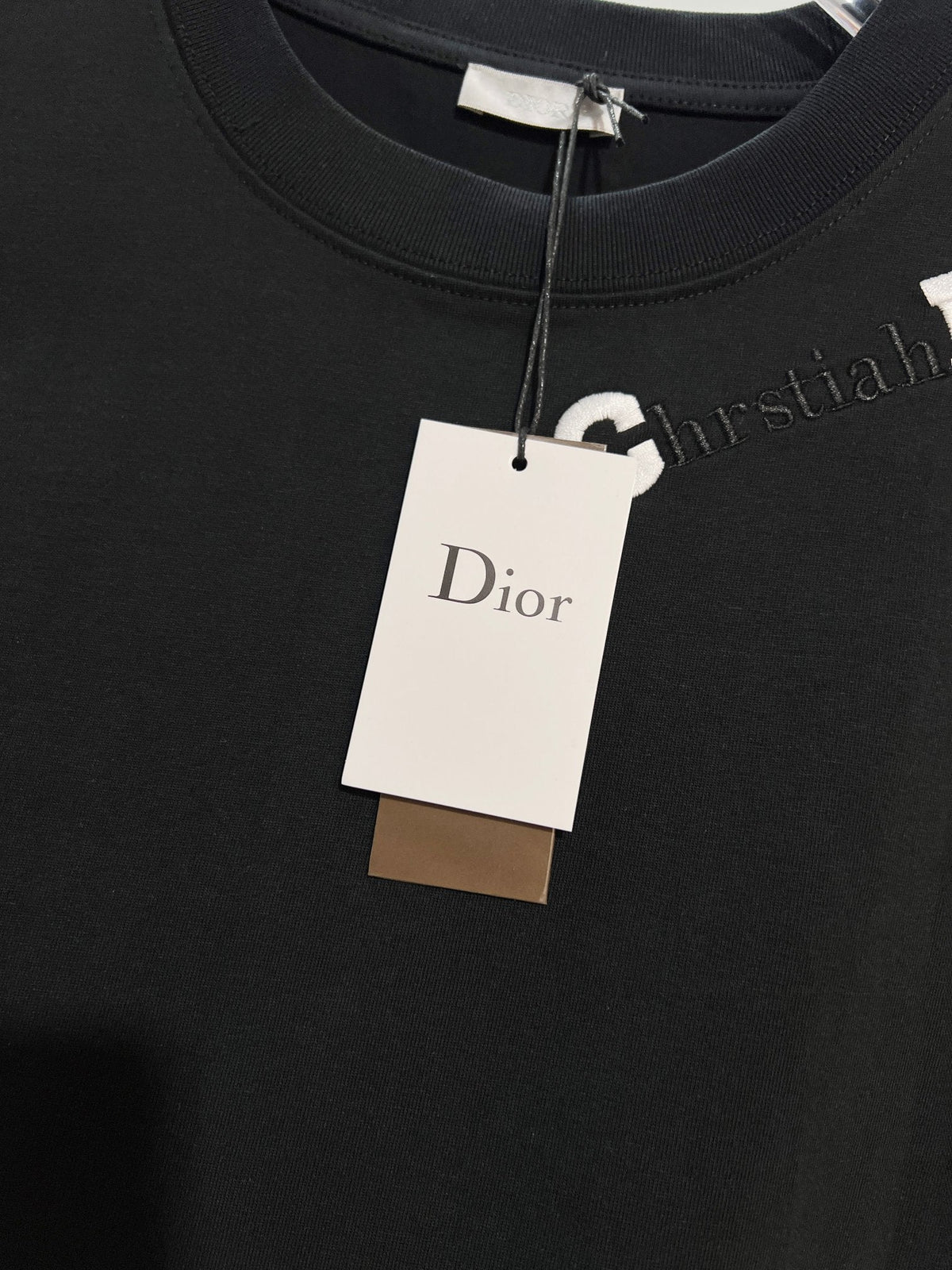New slogan embroidered logo short sleeved shirt