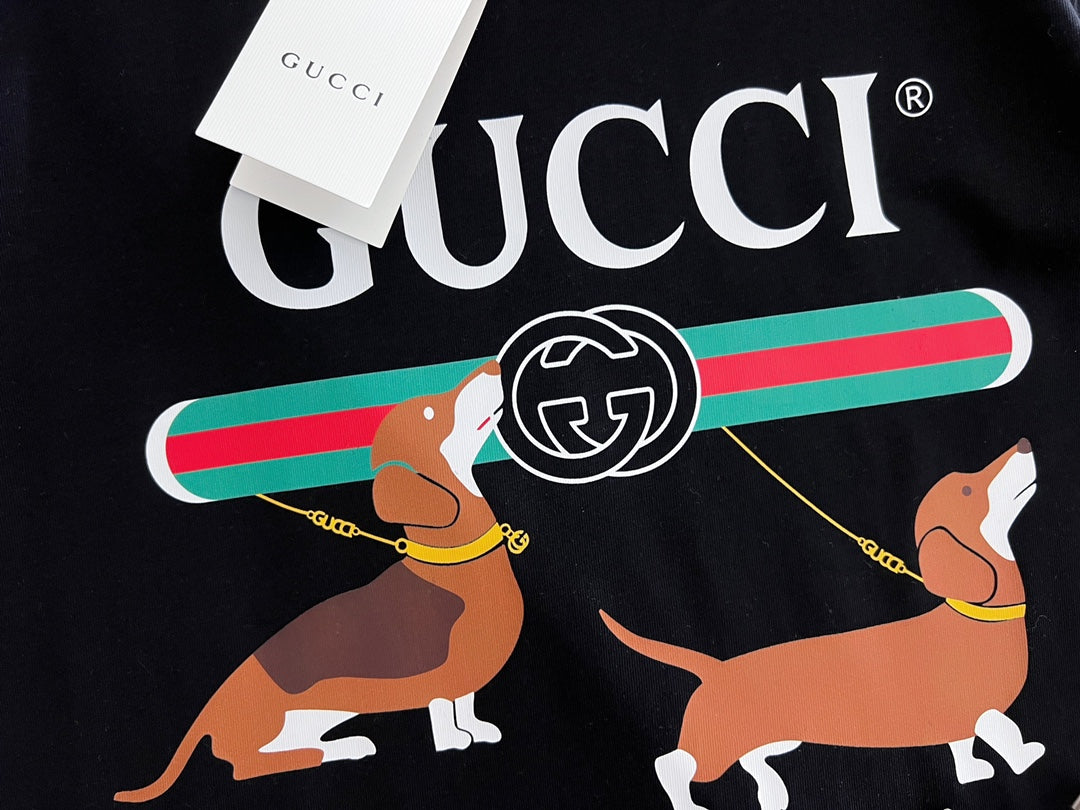 Summer new round neck short sleeved T-shirt!
