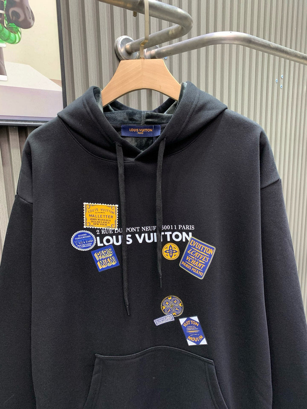 New printed hooded sweatshirt