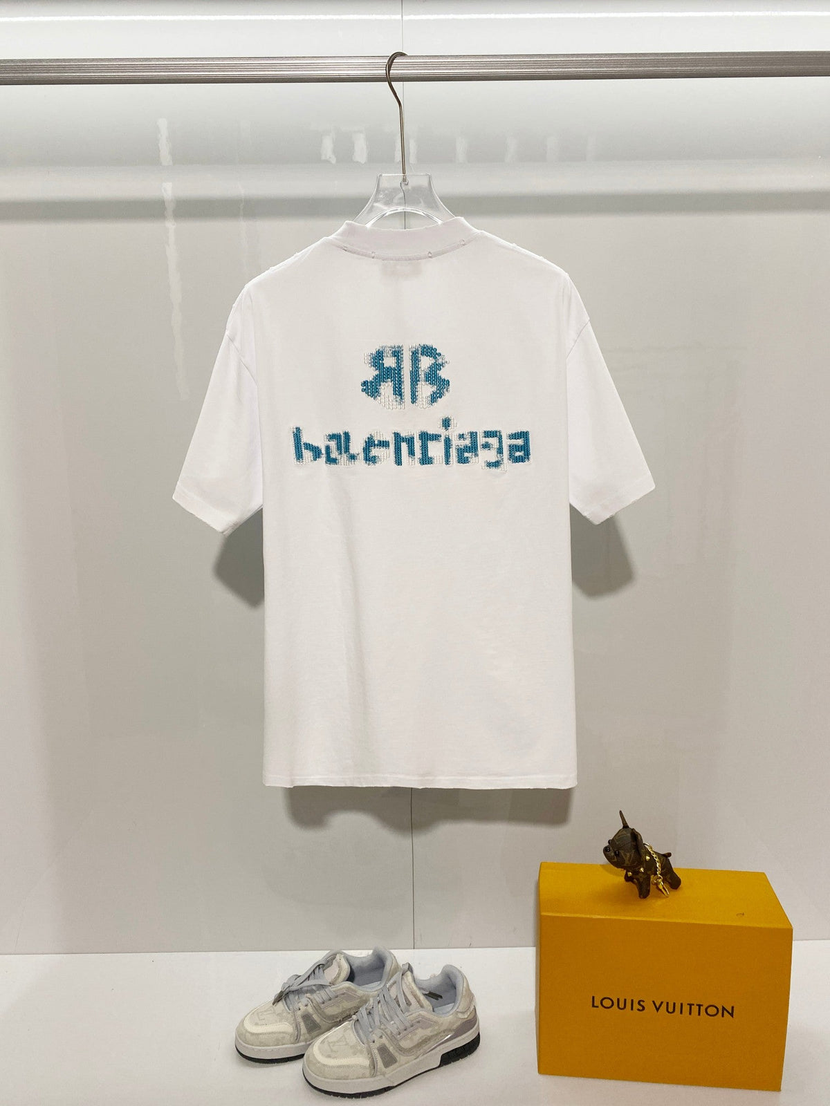 Front and back color blocked double B embroidered flower letters