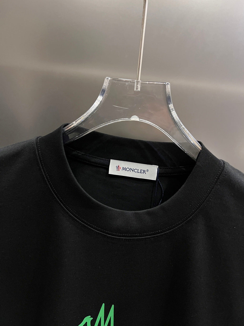 3D foam technology short sleeved T-shirt