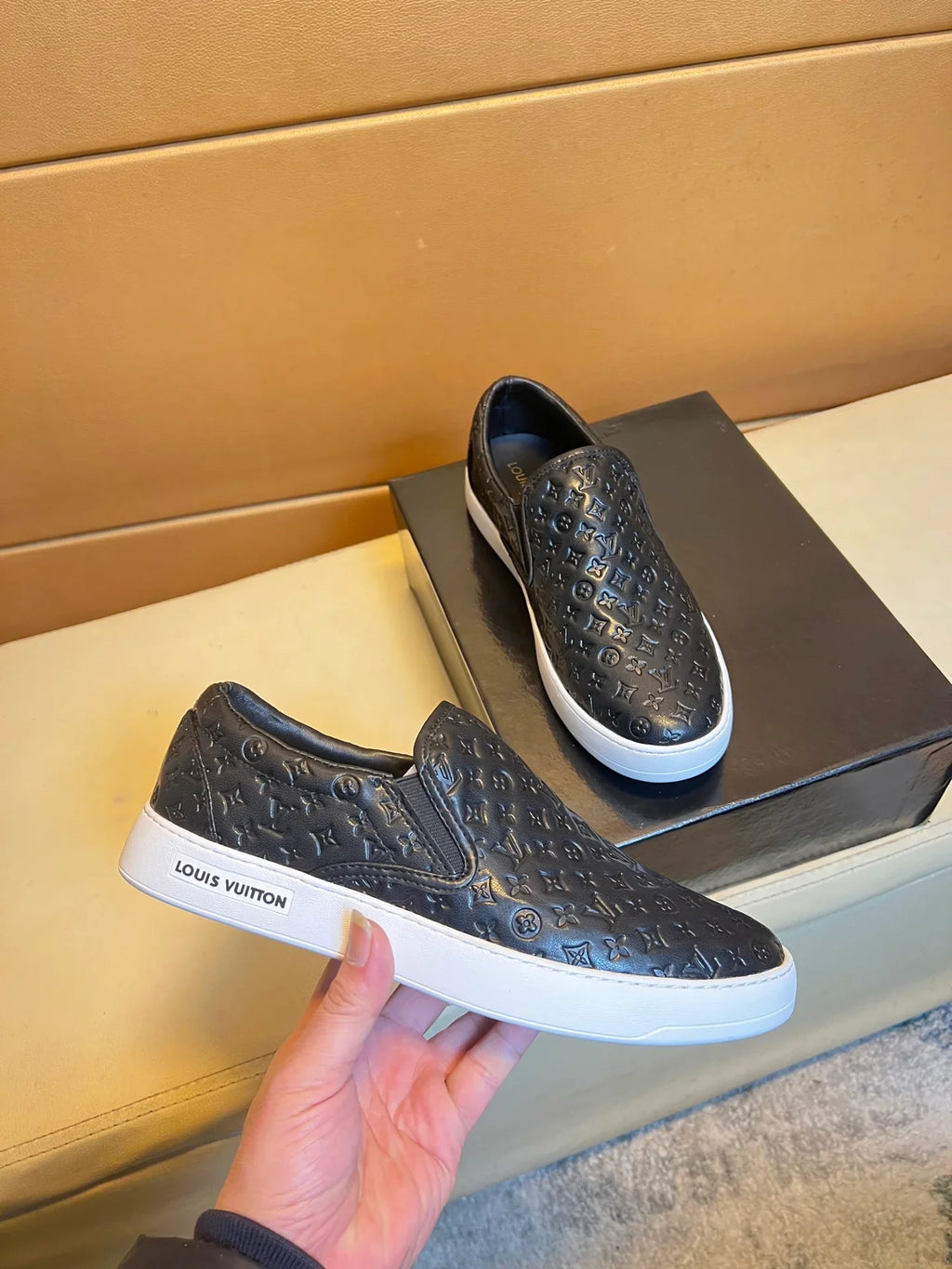 🏃 Casual shoes are a must-have for trendy men 😍