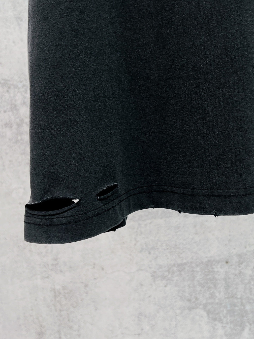 Embroidered and washed to make old short sleeved T-shirt