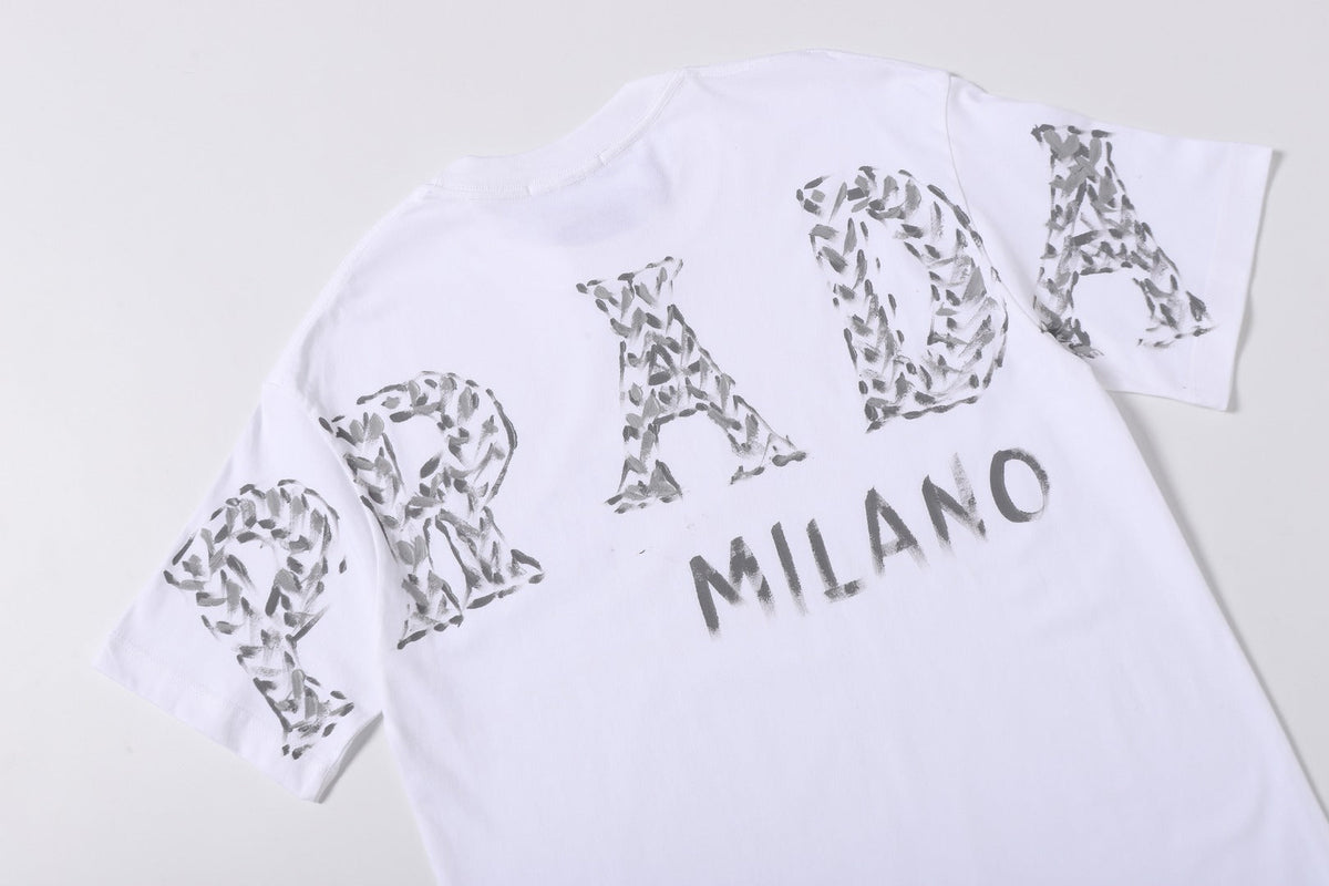 Logo hand drawn letter short sleeved shirt