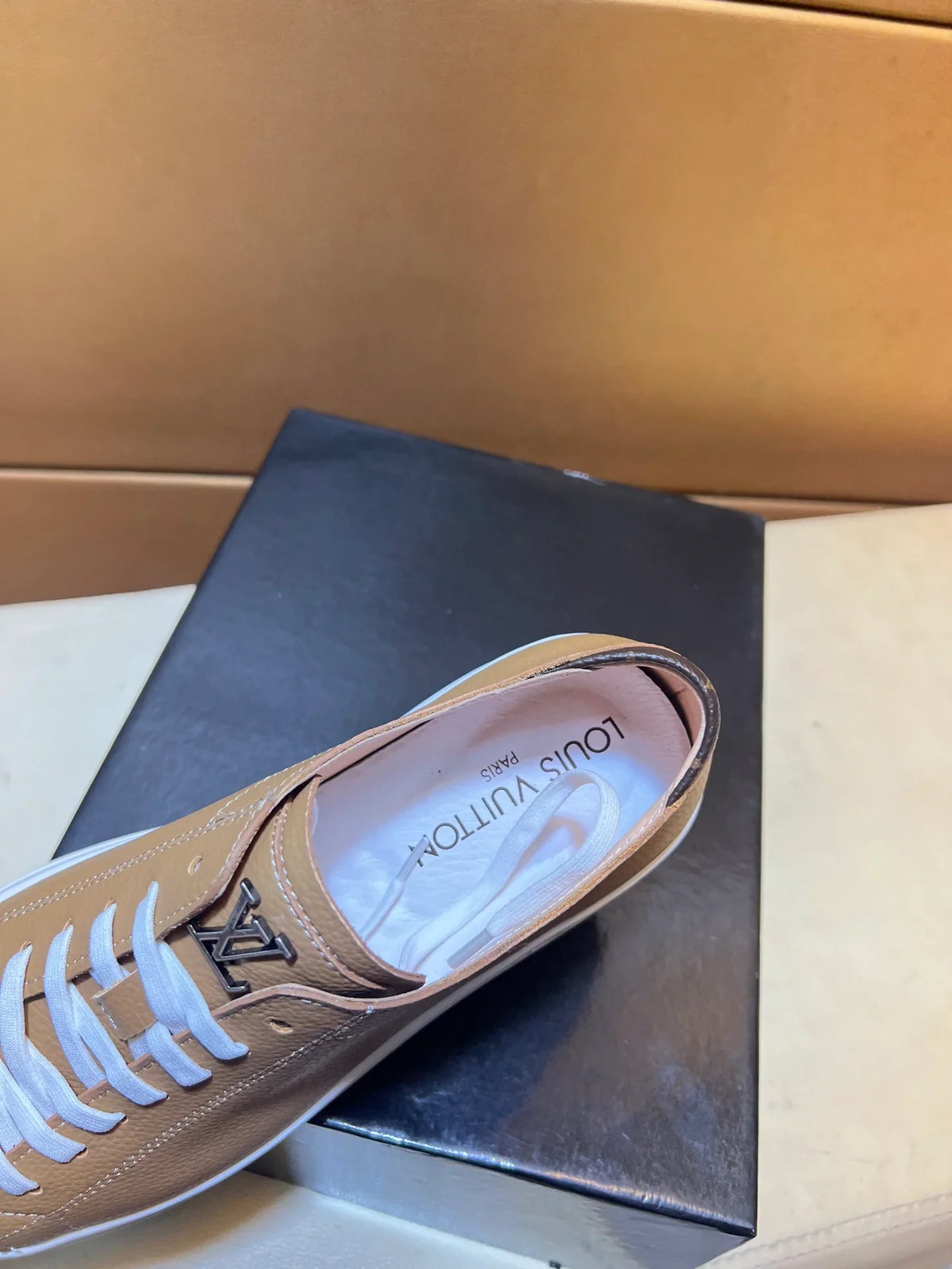 🏃 Casual shoes are a must-have for trendy men