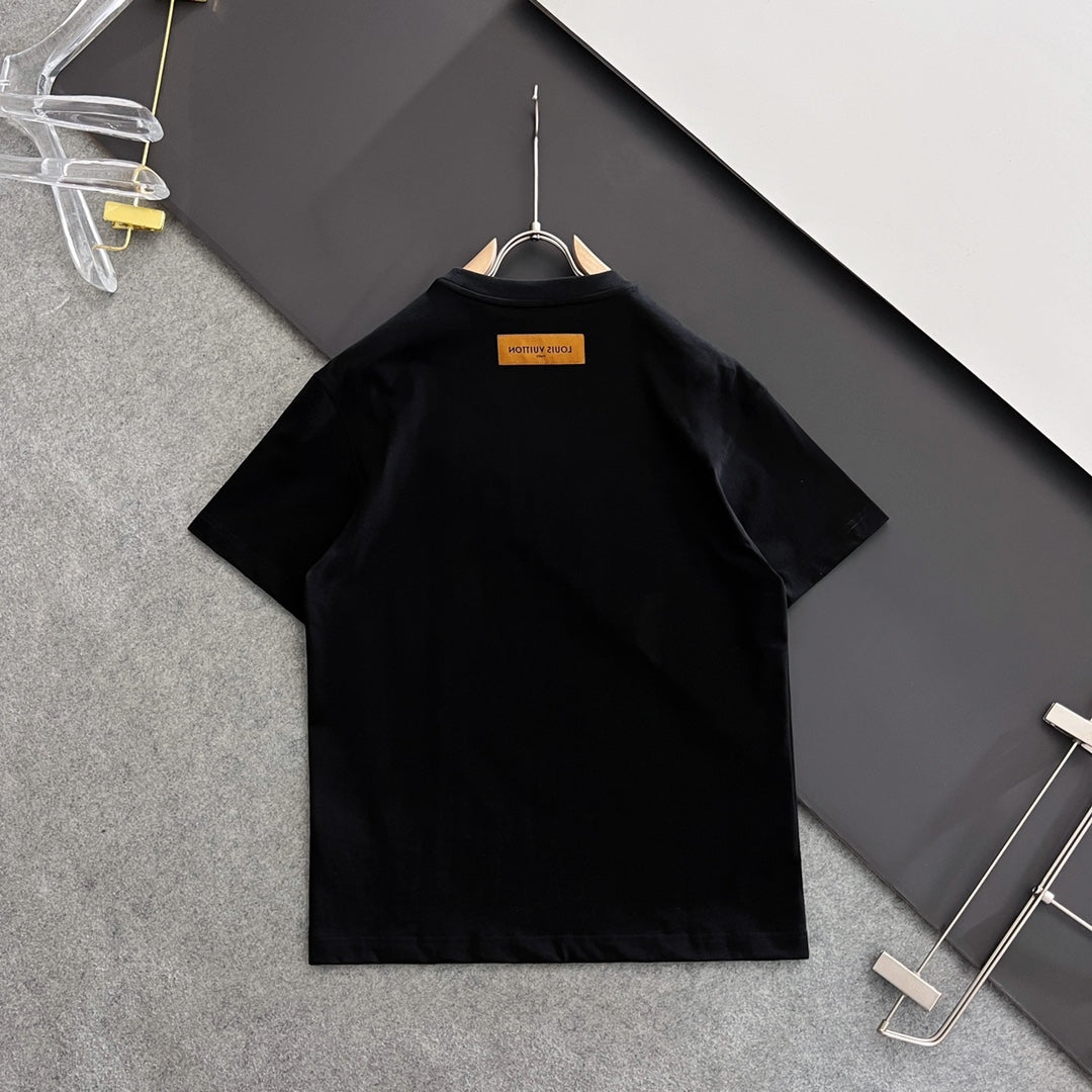 A must-have round neck T-shirt for men's wardrobes