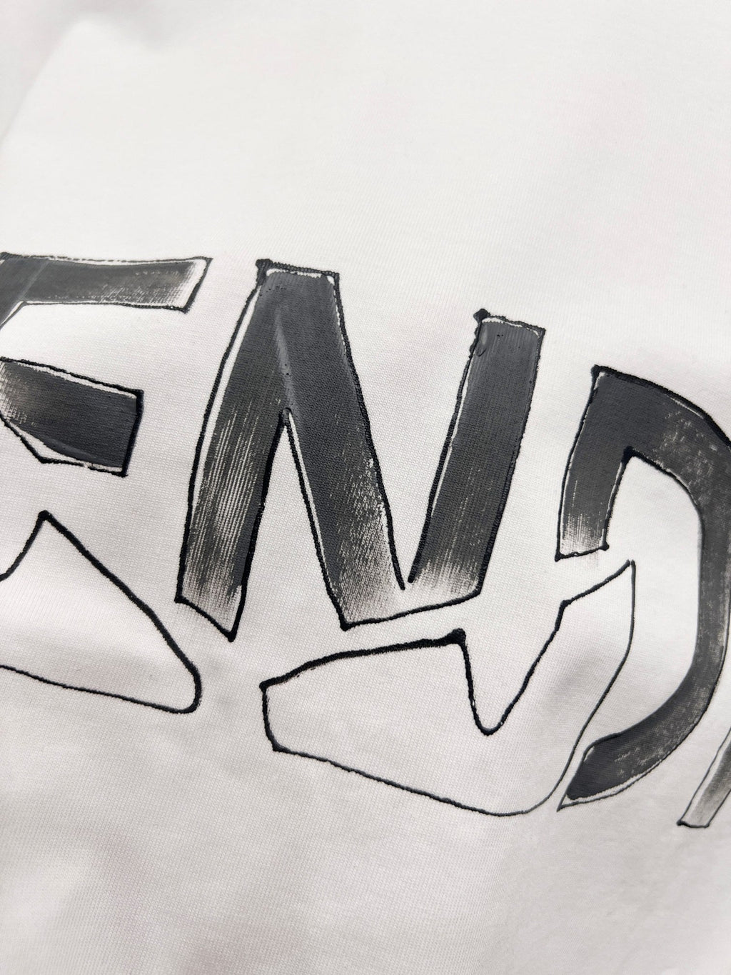 Loose hand drawn T-shirt -2