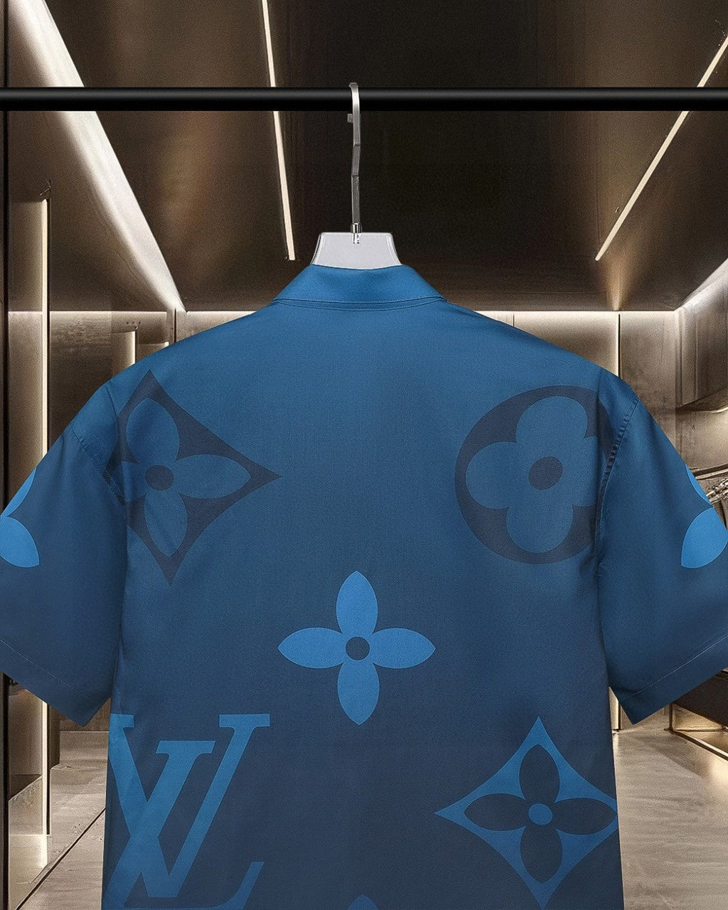 Gradient presbyopia blue digital printed short sleeved shirt