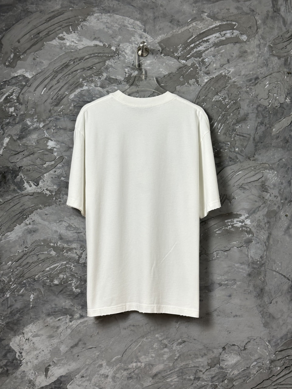 Loose fit version Unisex short sleeved t-shirt