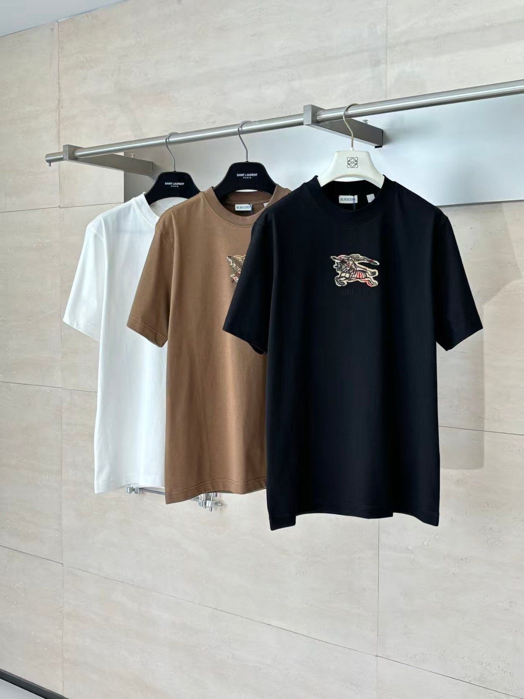 Plaid embroidered short sleeved T-shirt