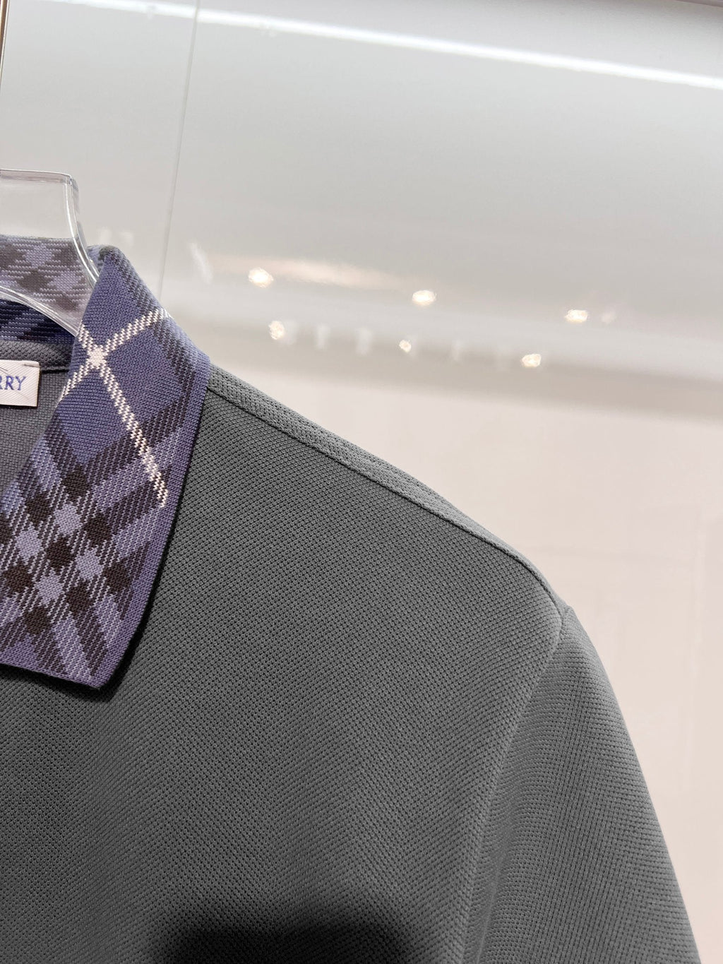 Color blocked flat collar classic plaid collar letter polo shirt
