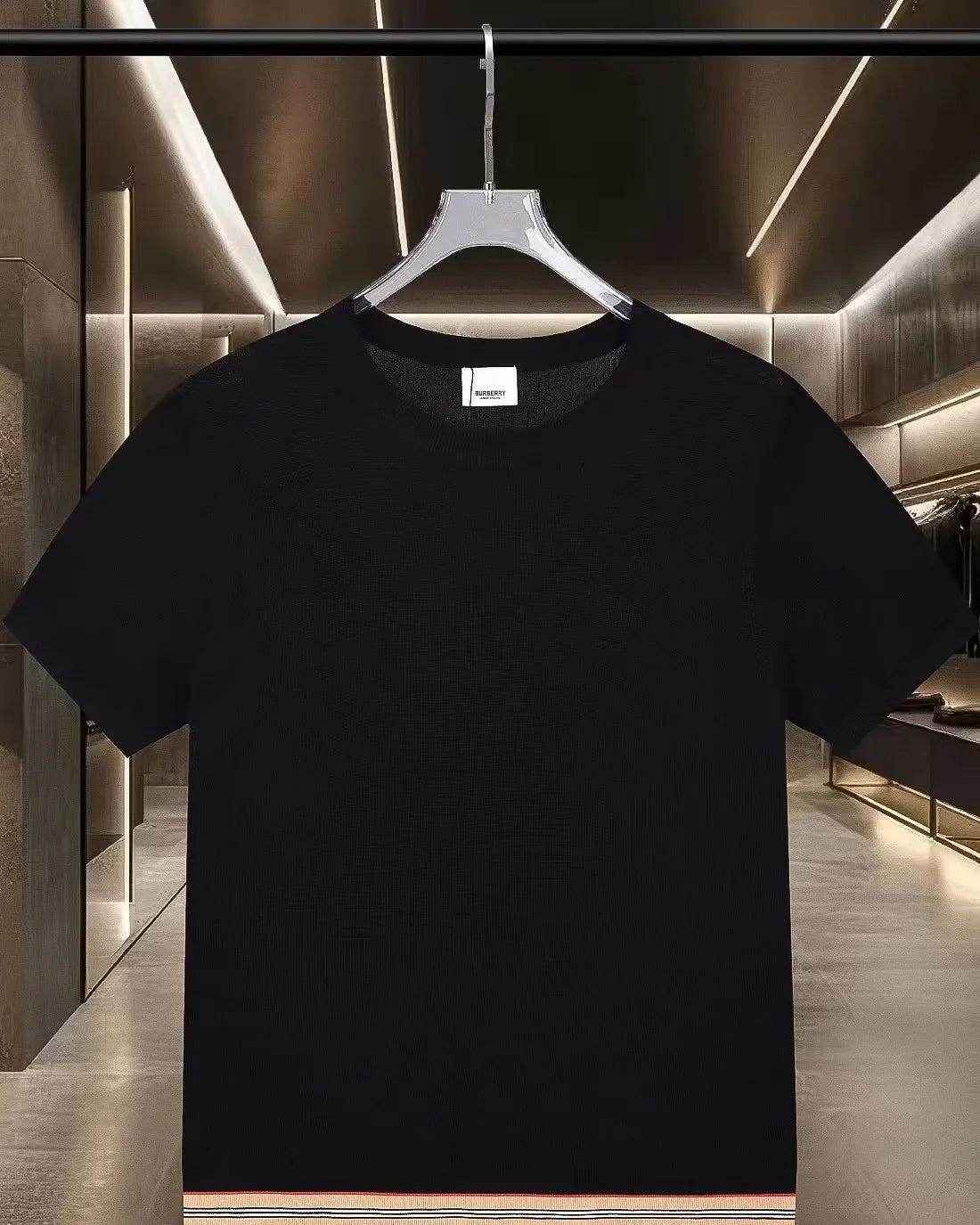 New striped knitted casual short sleeved T-shirt