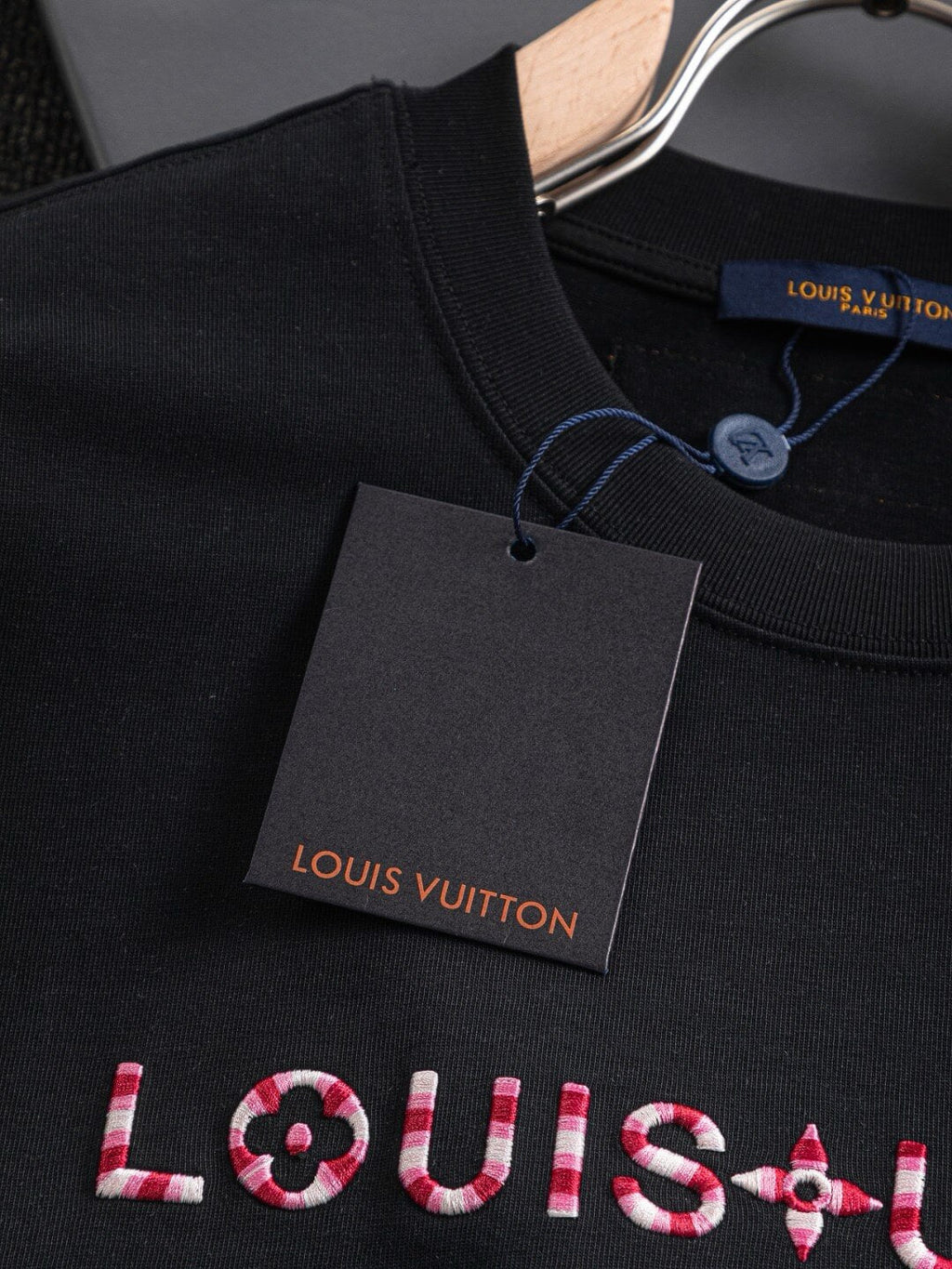 Three-Dimensional Embroidery T Shirt