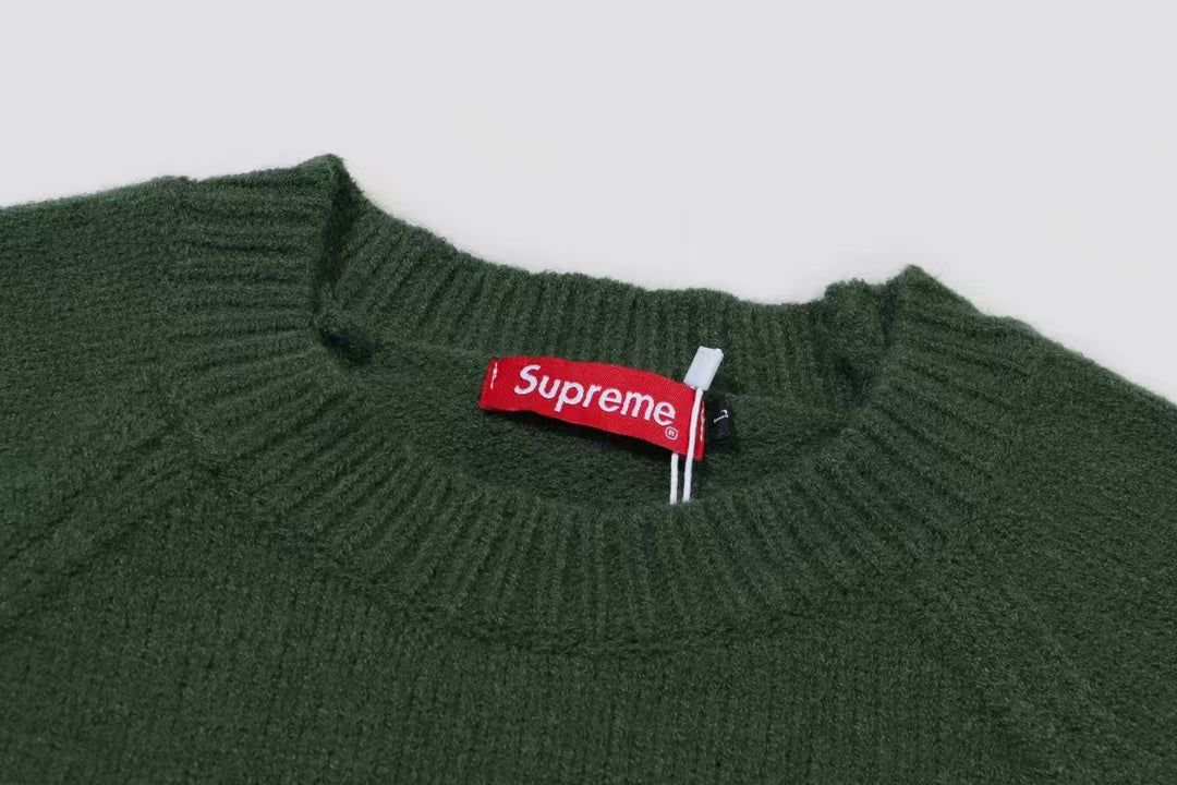 New chest striped jacquard sweater