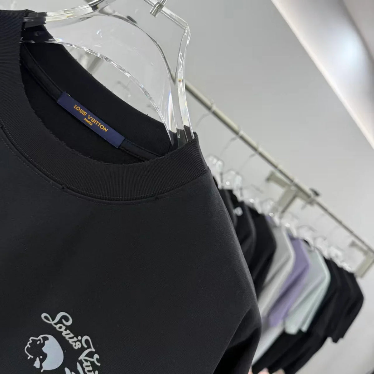 New flocking short sleeved T-shirt