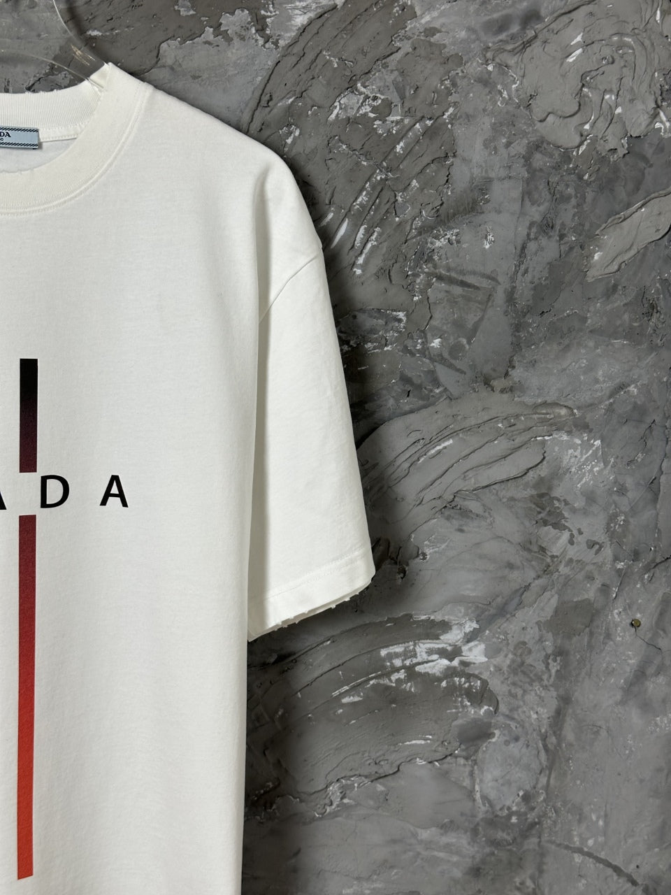 Loose fit T-shirt for both men and women