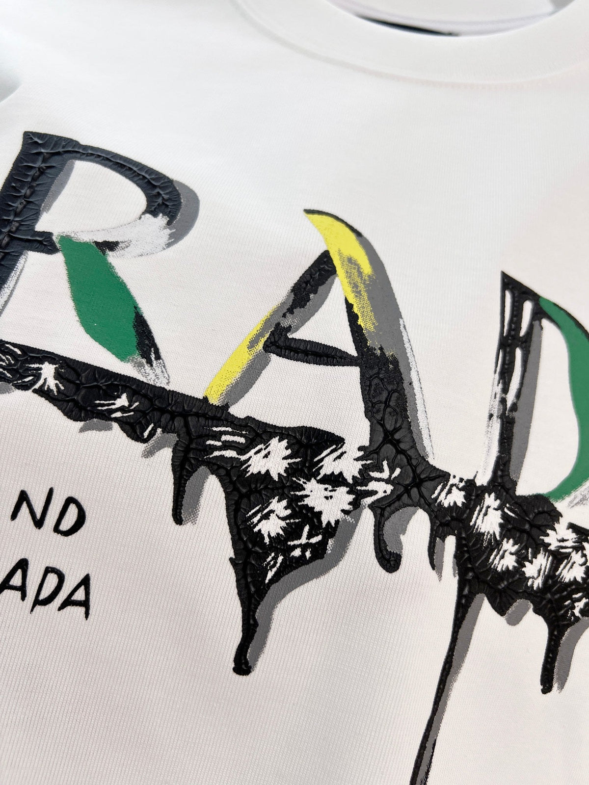 New painted graffiti letter short shirt